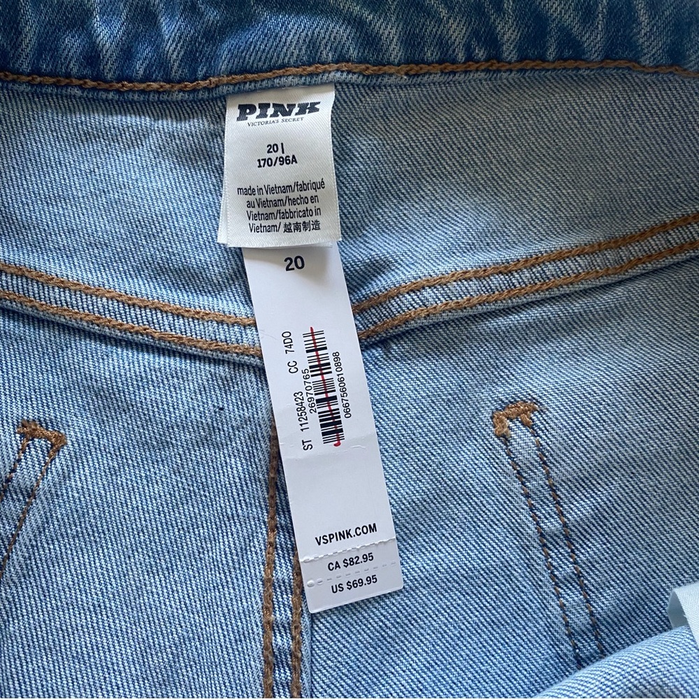 Classic High-Waist Women's Blue Jeans - Picture 6 of 9